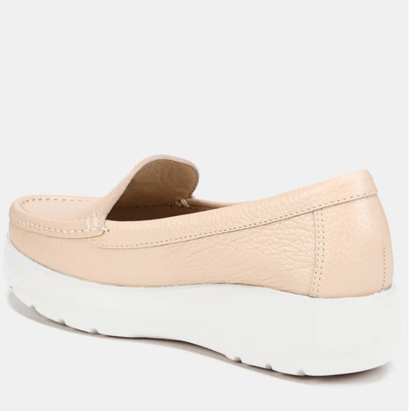 Naturalizer Luanna Slip-on Shoe Beige 9.5 - Picture 2 of 6